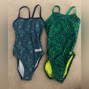 Girls bathing suits/ like new